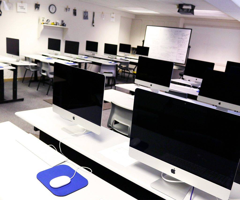 Benarkah Siswa Indonesia Pengguna Teknologi Tertinggi di Dunia? Ini Faktanya!